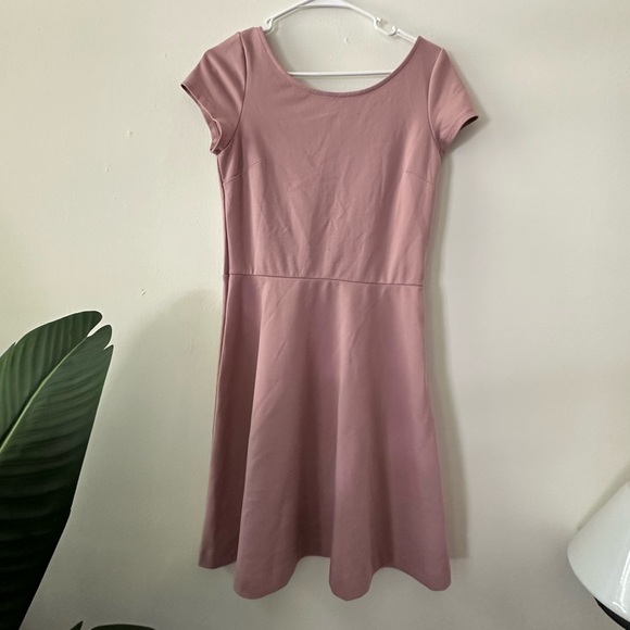 Light pink AE dress sz 6 - Picture 1 of 3